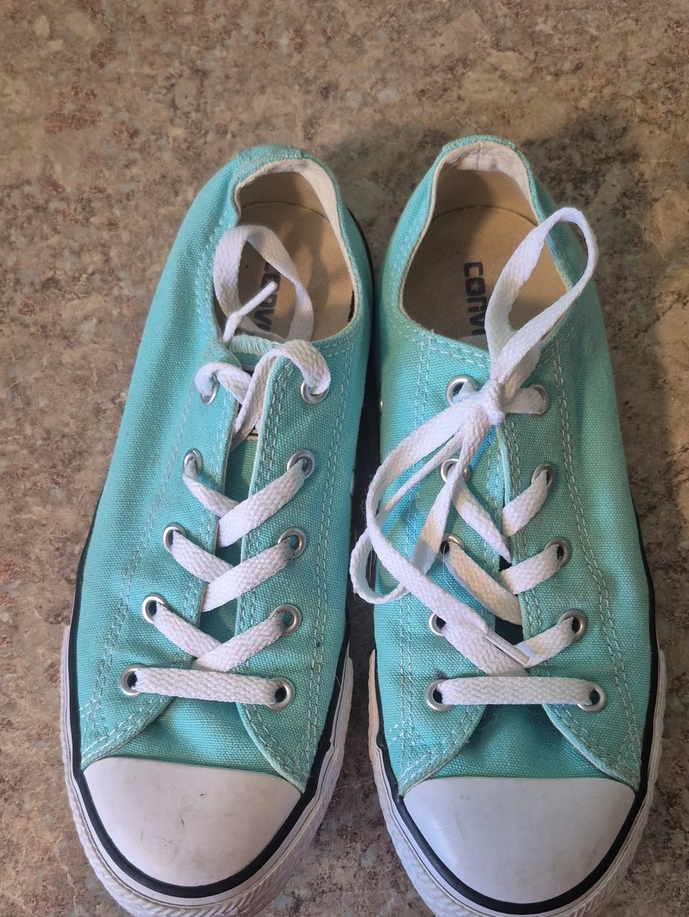 Converse classic low